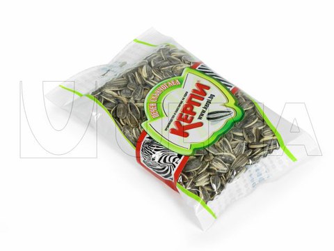 Sonnenblumenkerne, Kürbiskerne, Nüsse.....verpackt mit einer Vertikalmaschine VFFS unter modifizierter Schutzatmosphäre (MAP) in BOPP und Mehrschichtverbundfolie.