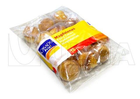 Vorverpackte Muffins verpackt mit einer Vertikalmaschine (vffs) in Kissenpackungen.