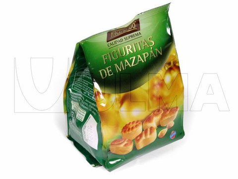 Marzipan verpackt mit einer Vertikalmaschine (VFFS) in Standbodenbeutel mit 4-Seitensiegelung in BOPP Folie (biaxial gereckter Folie).