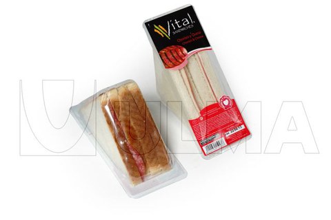 Sandwich verpackt mit einer Tiefziehmaschine in Hartfolie unter modifizierter Schutzatmosphäre (MAP).