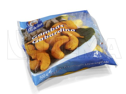 Gebratene Garnelen verpackt in mittels vertikaler Maschine