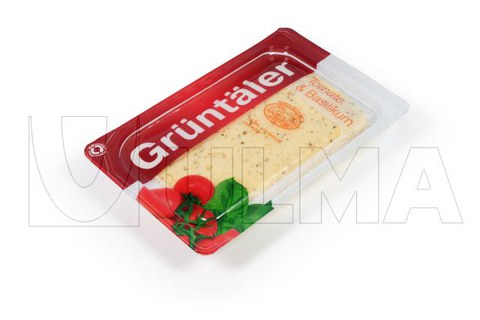 Aufgeschnittene Käse verpackt mit einer Vertikalmaschine in Hartfolie unter modifizierter Schutzatmosphäre (MAP).