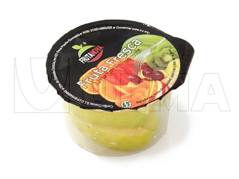 Verpackung verzehrfertiger frischer Früchte in versiegelter Hartschale.